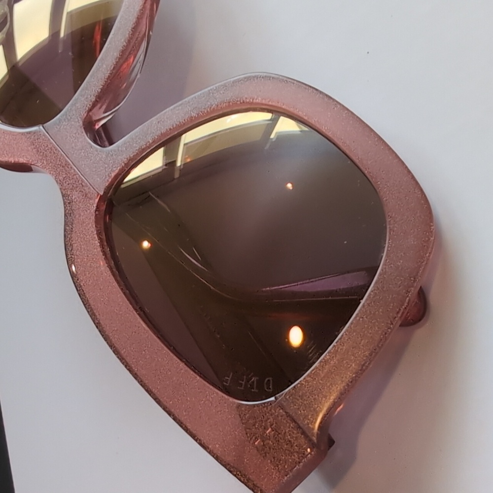 Diff Eyewear Pink Square Frame Sunglasses - Picture 4 of 6